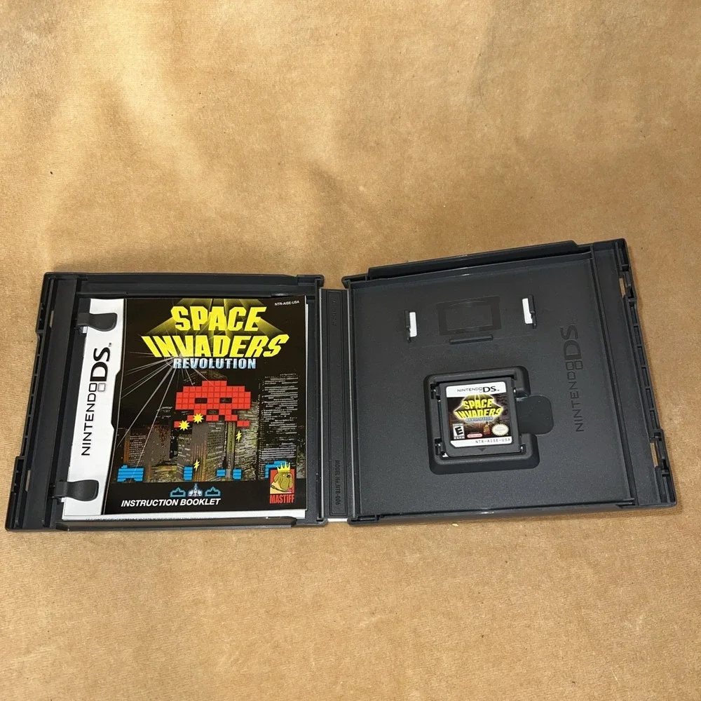 Space Invaders Revolution (Nintendo‎ DS, 2005) - European Version